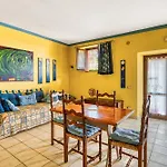 Il Grappolo E La Rosa Appartement