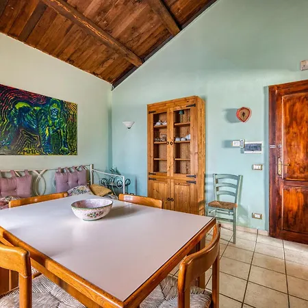 Il Grappolo E La Rosa *