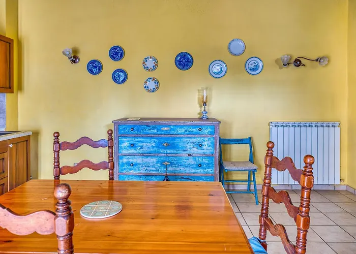 Il Grappolo E La Rosa *